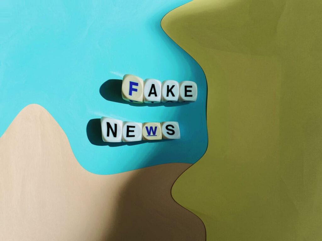 Distorted image of Fake News written in boggle letters. Highlights the deceptiveness of Fake News